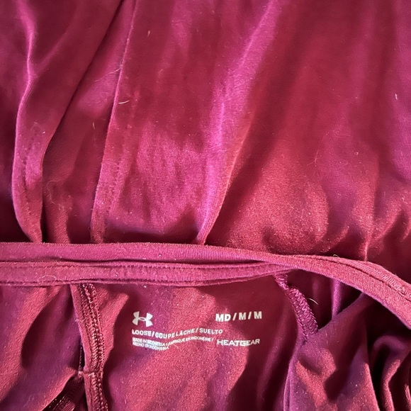 EUC- BURGUNDY UNDER ARMOUR HEAT GEAR LONG SLEEVE SHIRT OPEN BACK SZ M - Picture 6 of 6